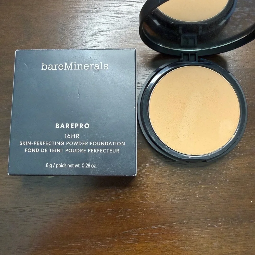 bareMinerals BAREPRO 16HR Skin-Perfecting Powder Foundation - Light 27 Neutral